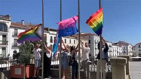 contactos gays en cáceres|Contactos homosexual y activo de Cáceres (Cáceres) .